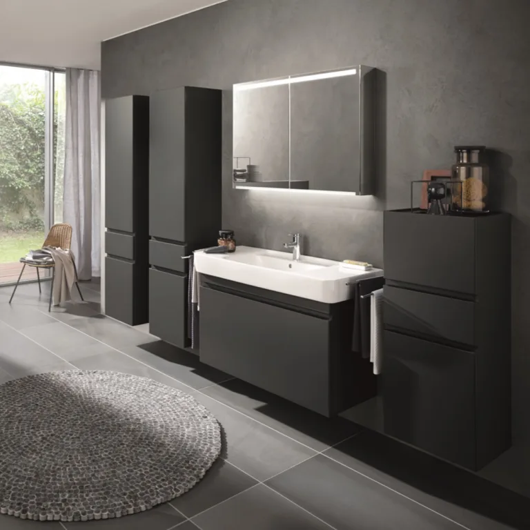 Abbildung Badezimmer in schwarz